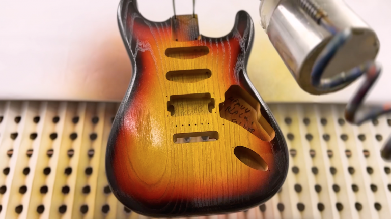The Art of Paoletti Guitars: The Painting Technique
